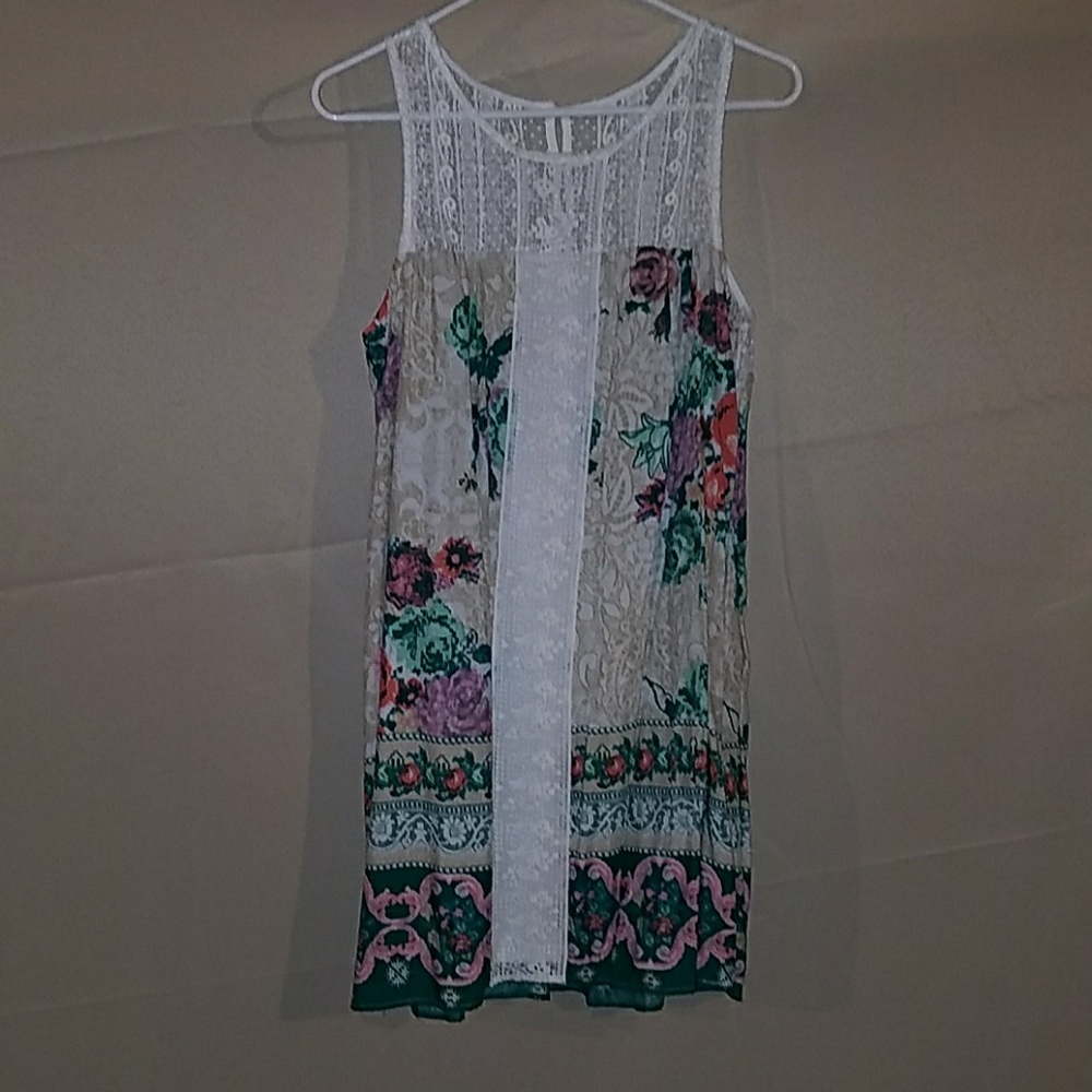 Floral shift dress